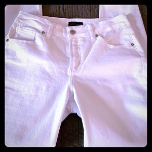 Silver brand women’s Avery cropped jeans